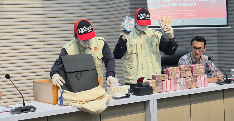 KPK Ungkap Safe House Oknum Bea Cukai: Kronologi Penemuan Uang Rp40 Miliar dan Emas 5,3 Kg